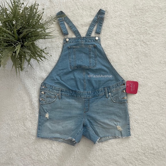 Isabel Maternity by Ingrid & Isabel Pants - Isabel Maternity Jean/Denim Overall Shorts - Light Blue Wash Sz 8